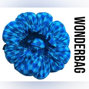 Wonderbag Non-Electric Slow Cooker & Cooler Blue Portable Heat Retention